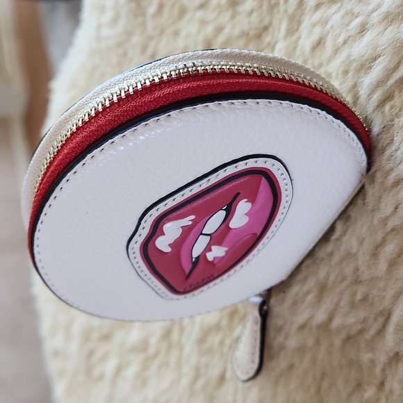 NWOT Coach X Tom Wesselmann Change Wallet ๐ - Picture 14 of 14